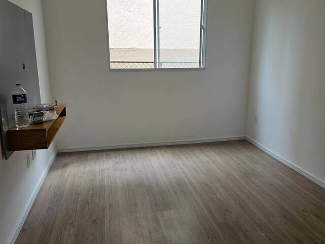 #20 - Apartamento para Venda em Cotia - SP